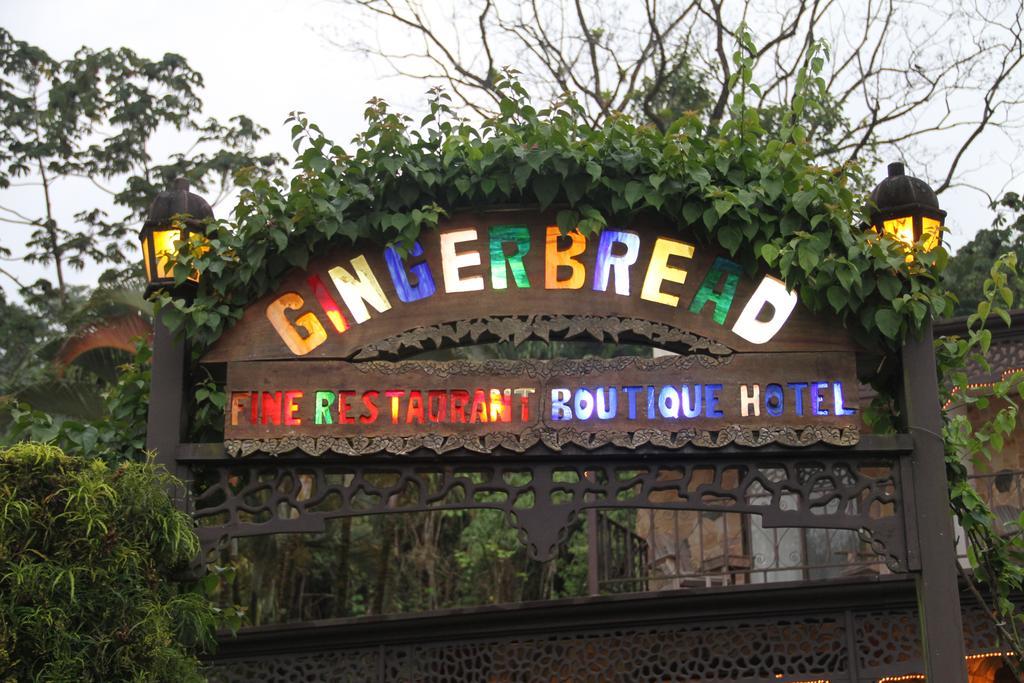 Gingerbread Restaurant & Hotel นวยโว อาเรนัล ภายนอก รูปภาพ